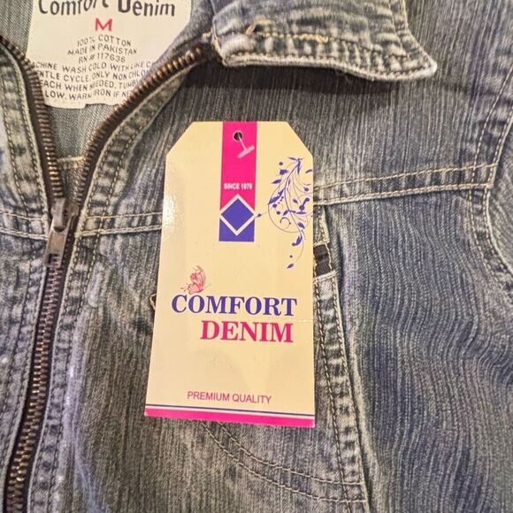 Comfort Denim women’s Distressed Jean Jacket Size M - Picture 6 of 15